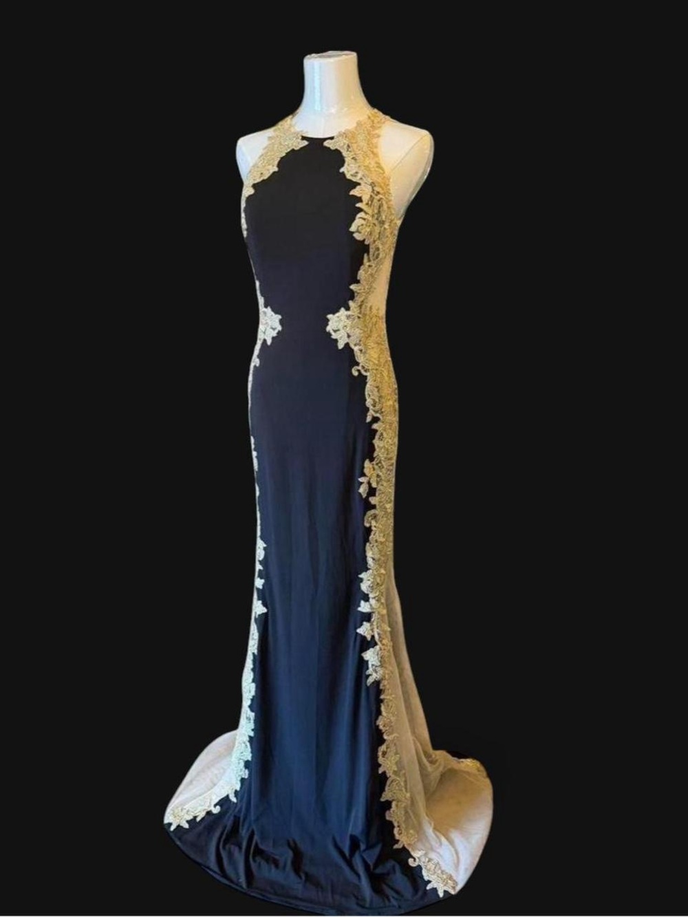 Jovani Black & Gold Lace Evening Gown | Size 6 | Formal, Gala, Prom Dress - Picture 6 of 8